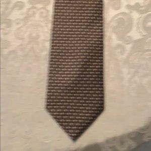 100 % silk tie
